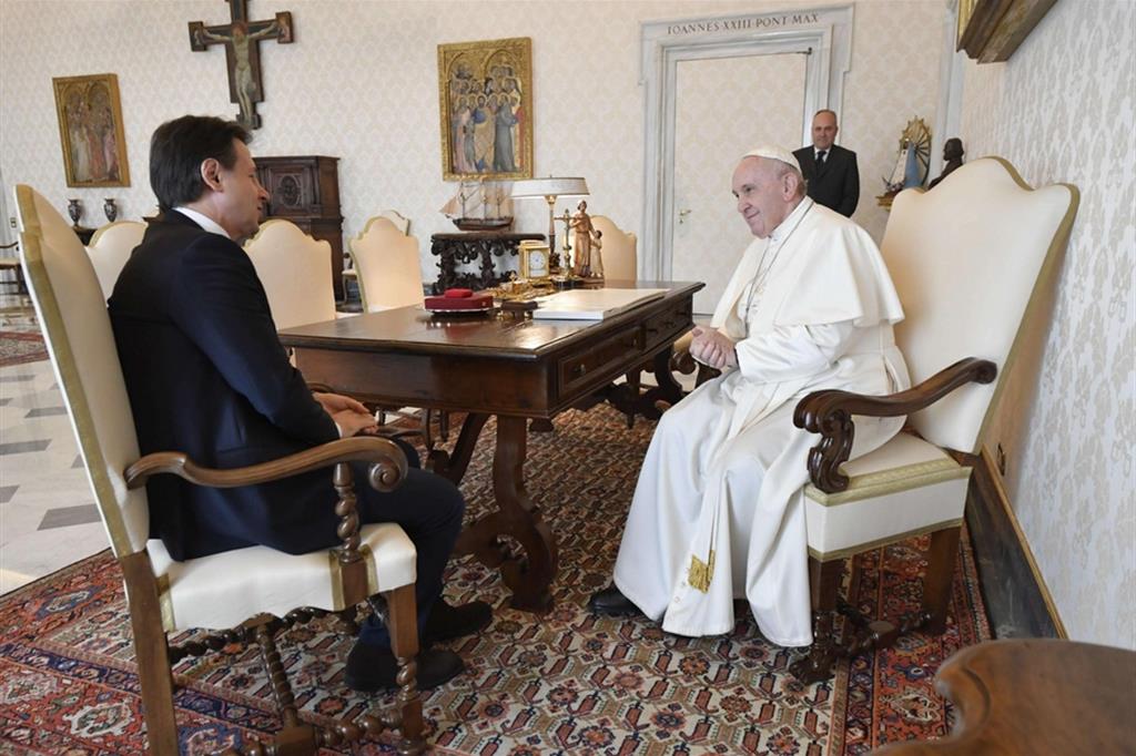 L'ultimo incontro tra papa Francesco e il premier Conte