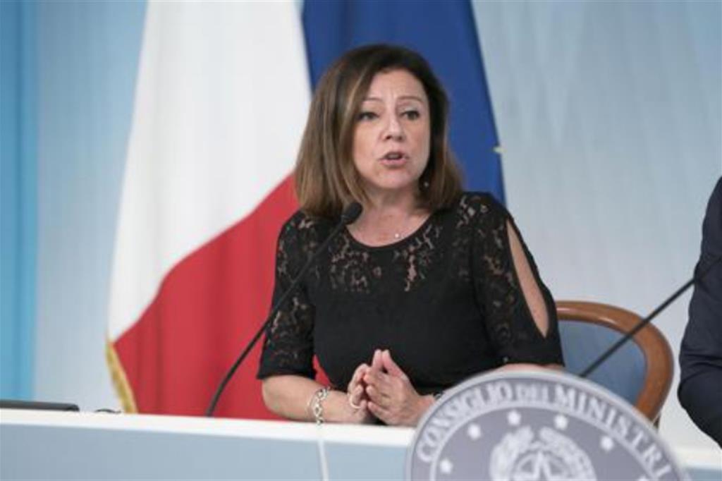 Il ministro Paola De Micheli