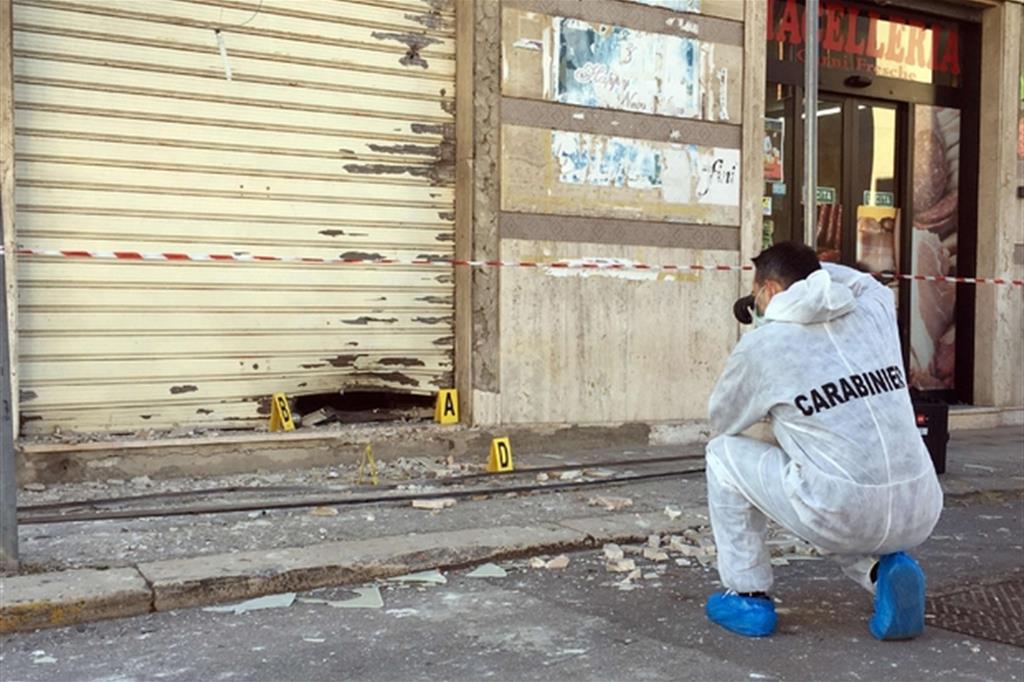 L'ennesima bomba a Foggia contro un negozio