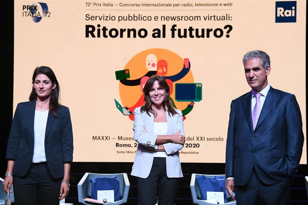 Il sindaco di Roma Virgina Raggi, il Segretario generale del Prix Italia Annalisa Bruchi e il Presidente della Rai Marcello Foa oggi a Roma