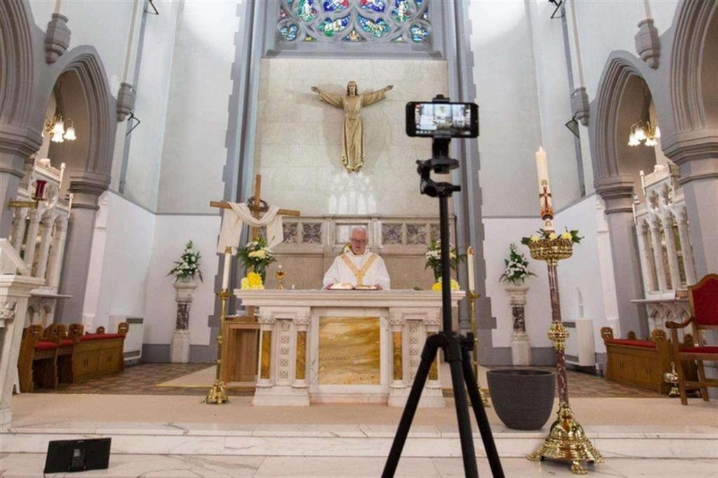 Le Messe di domenica 24 maggio in diretta tv e social