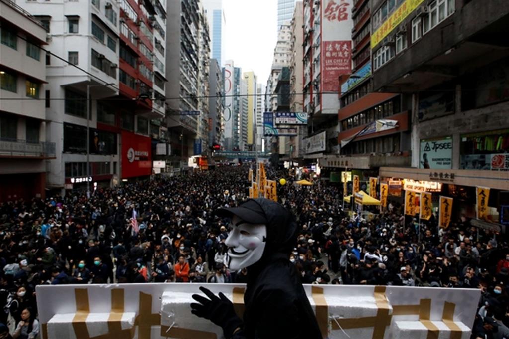 La grande manifestazione a Hong Kong per Capodanno