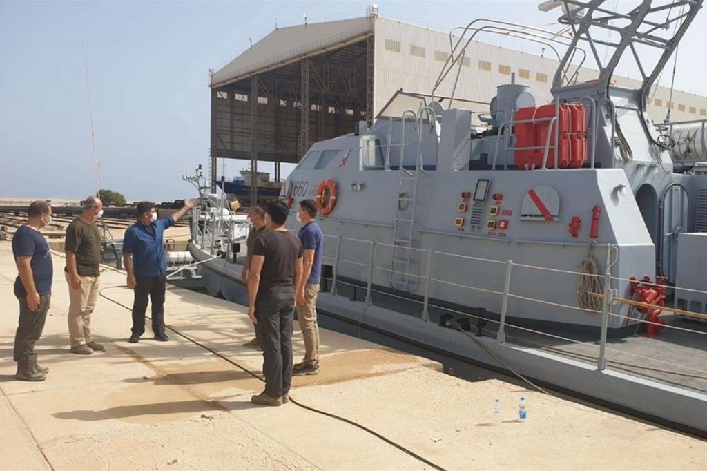 Una motovedetta regalata dall'Italia alla Libia e ora "gestita" dalla Turchia di Erdogan