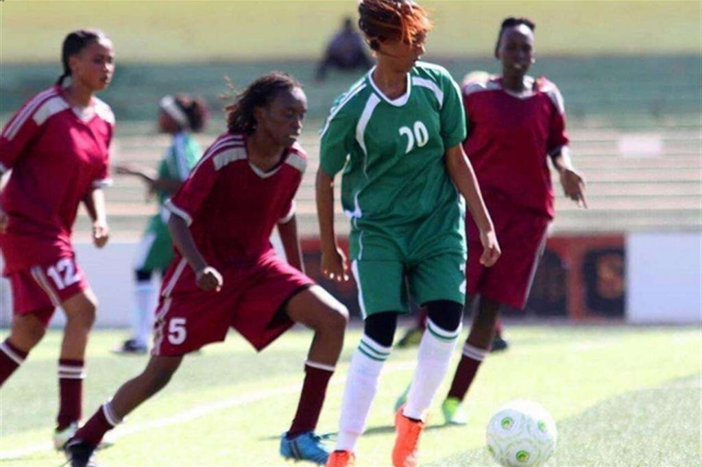 Una fase di gioco di una partita femminile nel campionato del Sudan