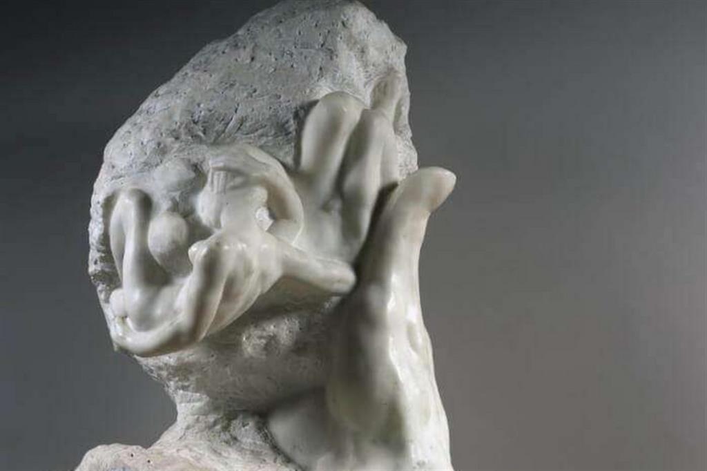 La mano di Dio (36 x 80 x 58 cm) è una scultura in marmo creata da Auguste Rodin verso il 1898