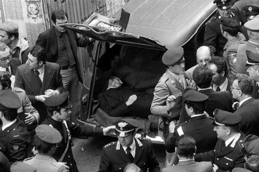 Via Caestani a Roma, il ritrovamento del corpo di Aldo Moro, 9 maggio 1978