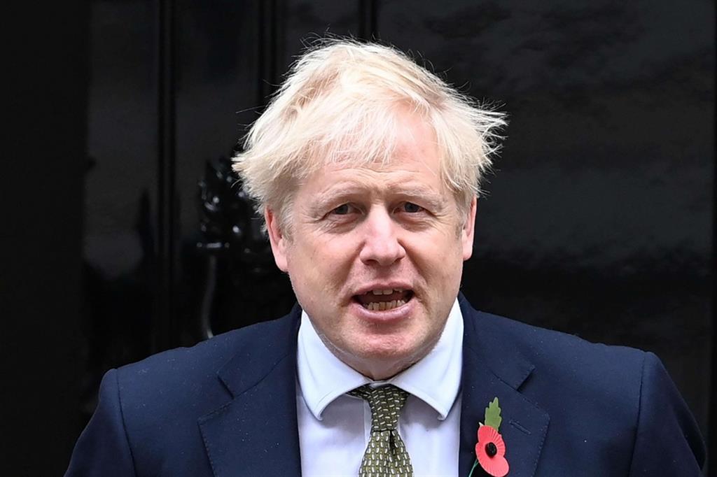 Il premier britannico Boris Johnson ha annunciato un nuovo lockdown