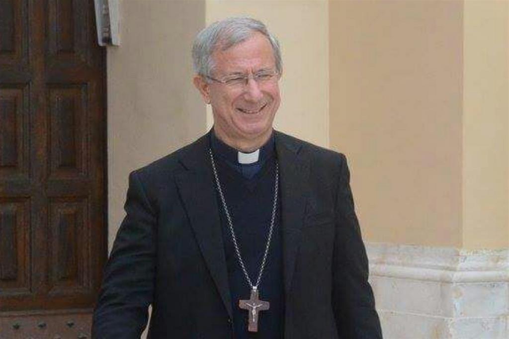 L’arcivescovo di Matera-Irsina, Antonio Giuseppe Caiazzo