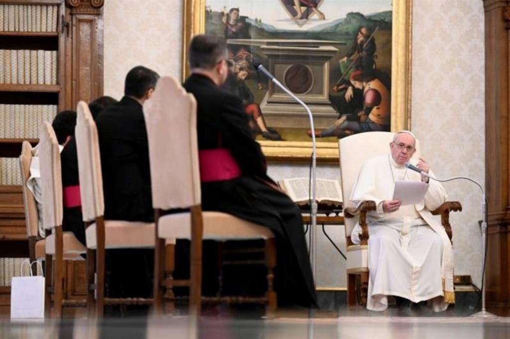  Papa Francesco: questo mondo ha bisogno di benedizione