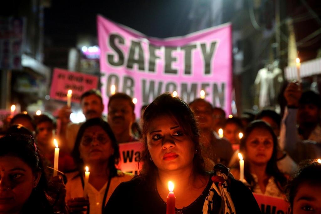 Una manifestazione contro la violenza sulle donne in India