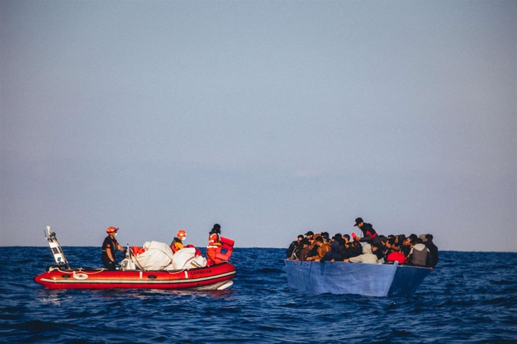 "L'Italia non è più porto sicuro per l'approdo di migranti"