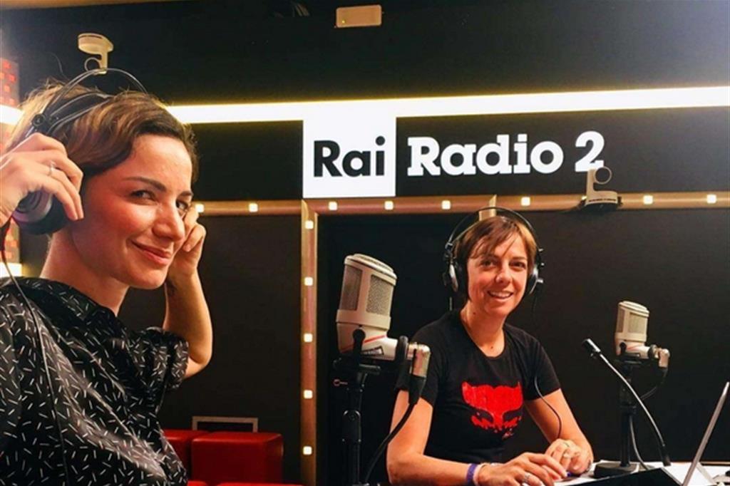 Andrea Delogu (a sinistra) e Silvia Boschero, Rai Radio 2