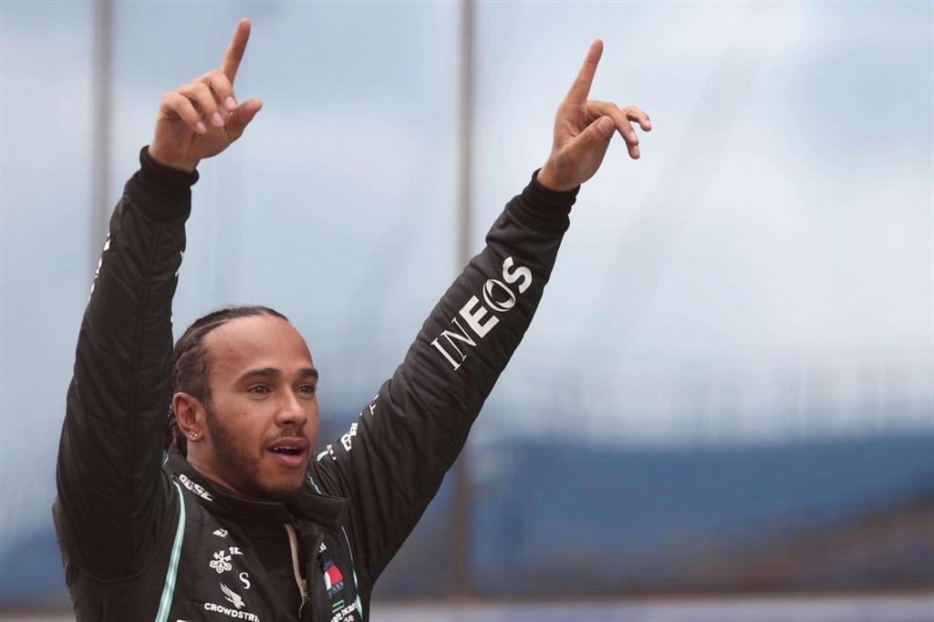 Lewis Hamilton (Mercedes), campione del mondo per la settima volta