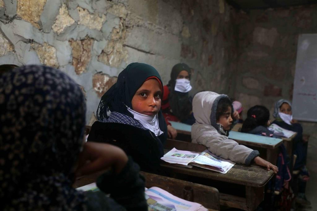Bimbi della scuola elementare del villaggio di Ma’arin, vicino Aleppo, controllato dai jihadisti