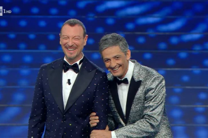 Amadeus e Fiorello sul palco dell'Ariston, confermati anche per Sanremo 2021