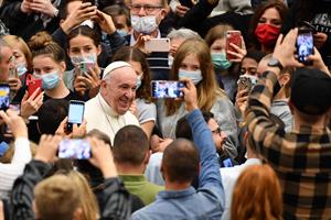 Chiesa e persone omosessuali, il Papa conferma la via cristiana