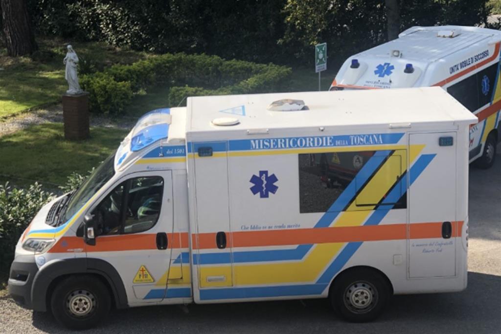Un'ambulanza delle Misericordie della Toscana