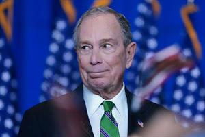 Primarie democratiche, la strategia errata di Bloomberg ignorato dai moderati