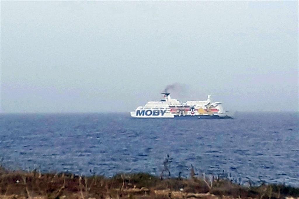 La nave della Moby, Zazà, usata come nave quarantena per i migranti