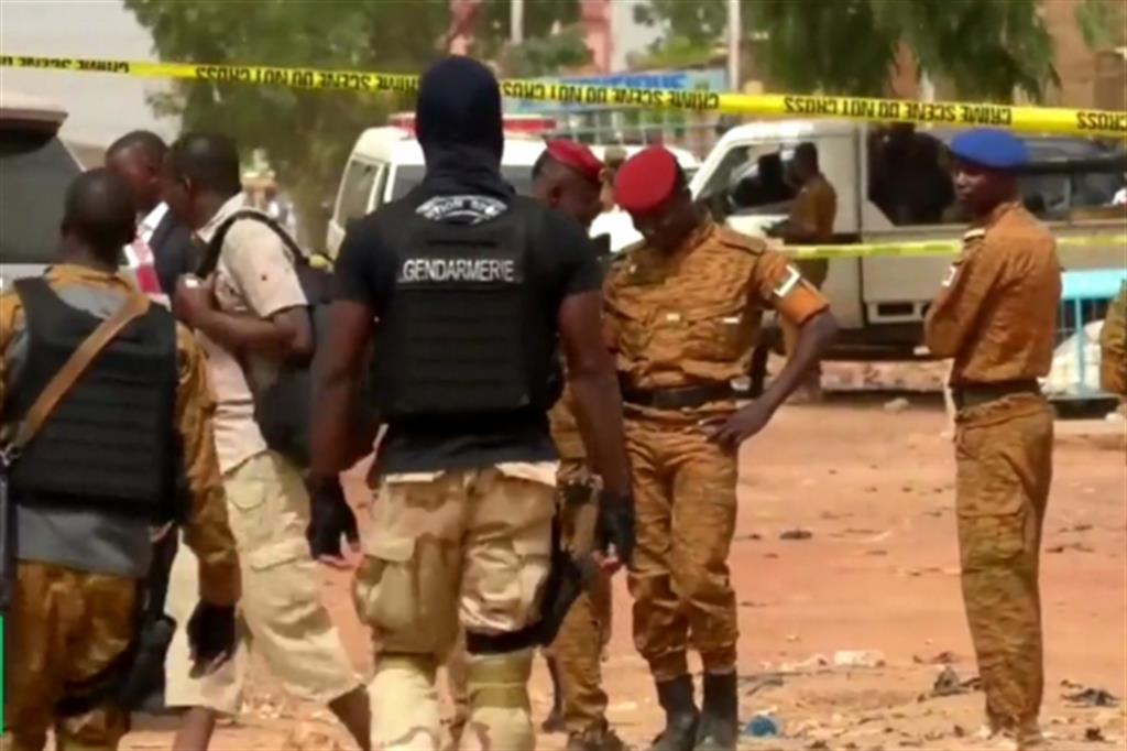 Attacco in Burkina Faso: almeno 43 persone uccise