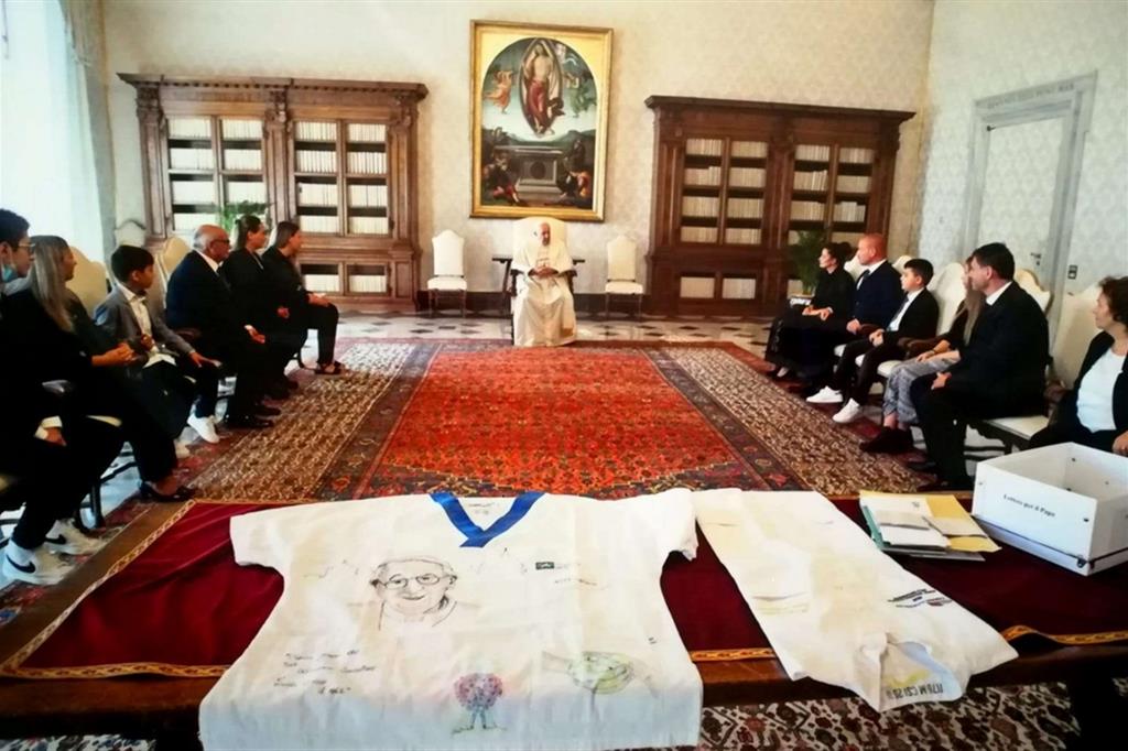 L’udienza privata concessa da papa FRancesco alla famiglia Mautone, venerdì, in Vaticano