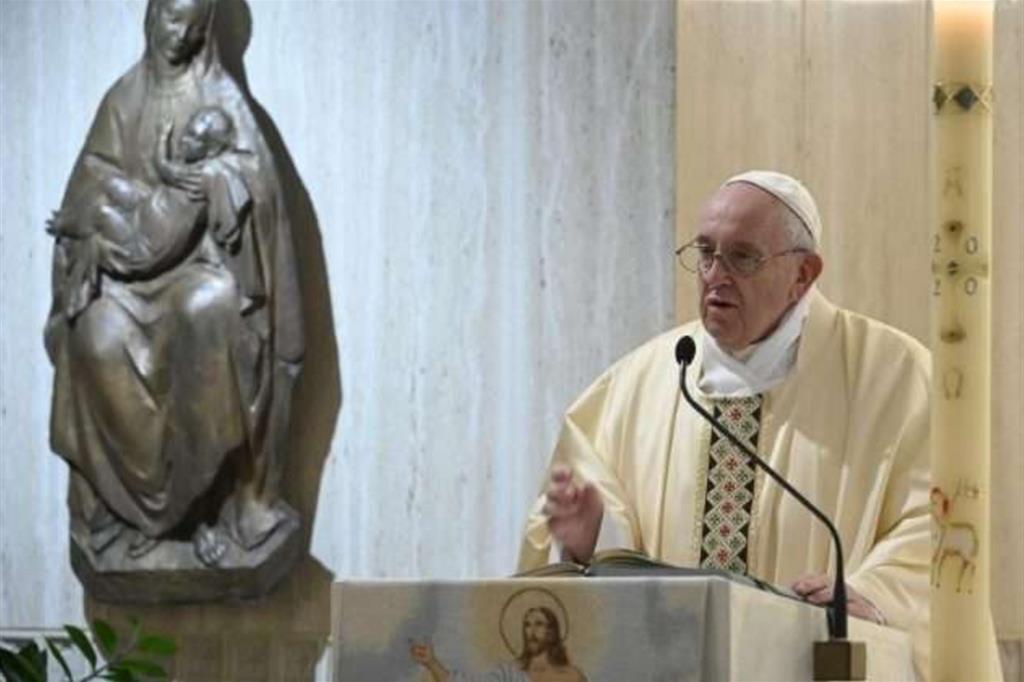 Il Papa prega per studenti e insegnanti