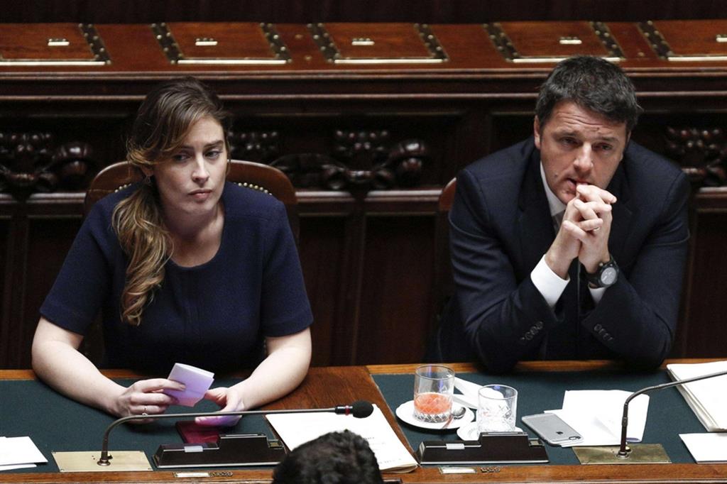 Maria Elena Boschi e Matteo Renzi in Parlamento