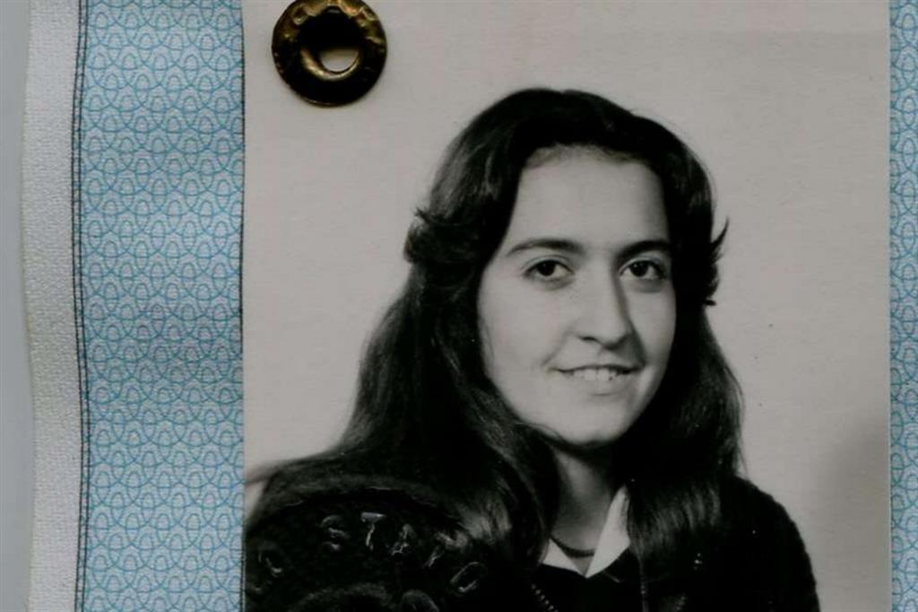 Flavia Casadei uccisa nella strage di Bologna appena diciottenne