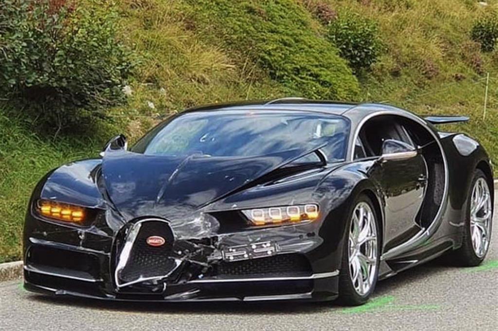 La Bugatti Chiron coinvolta nell'incidente