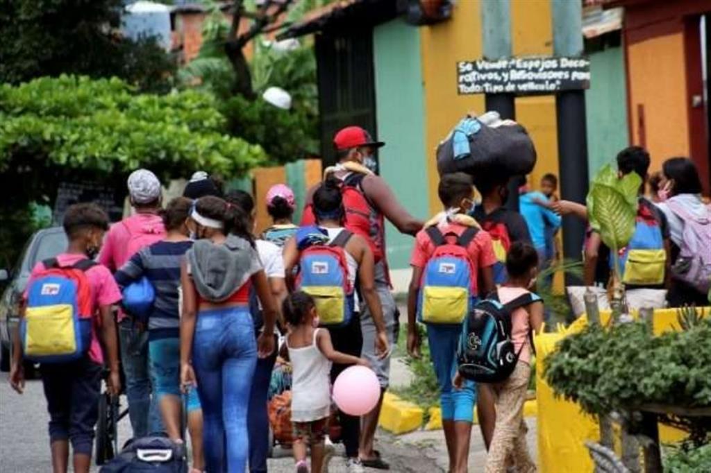 Il Papa dona alimenti e kit di protezione alla diocesi colombiana di Cúcuta