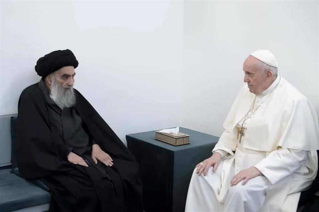 Papa Francesco con il Grande Ayatollah al-Sistani
