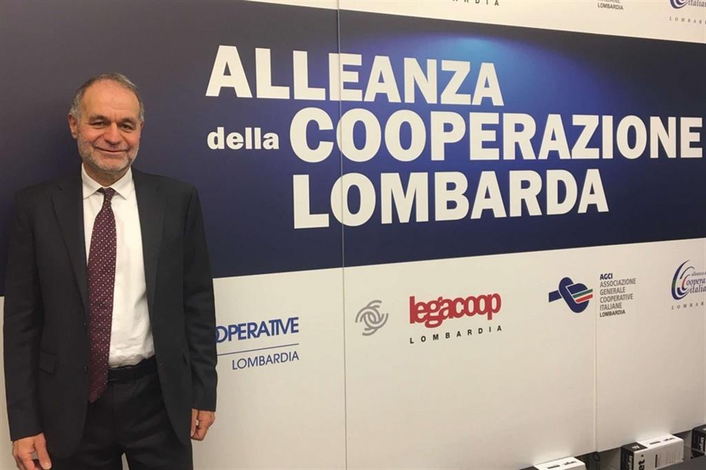 Massimo Minelli è il primo presidente della Alleanza della Cooperazione Lombarda: una realtà da 1,6 milioni di soci e 143mila occupati per un giro d'affari di 15,7 miliardi