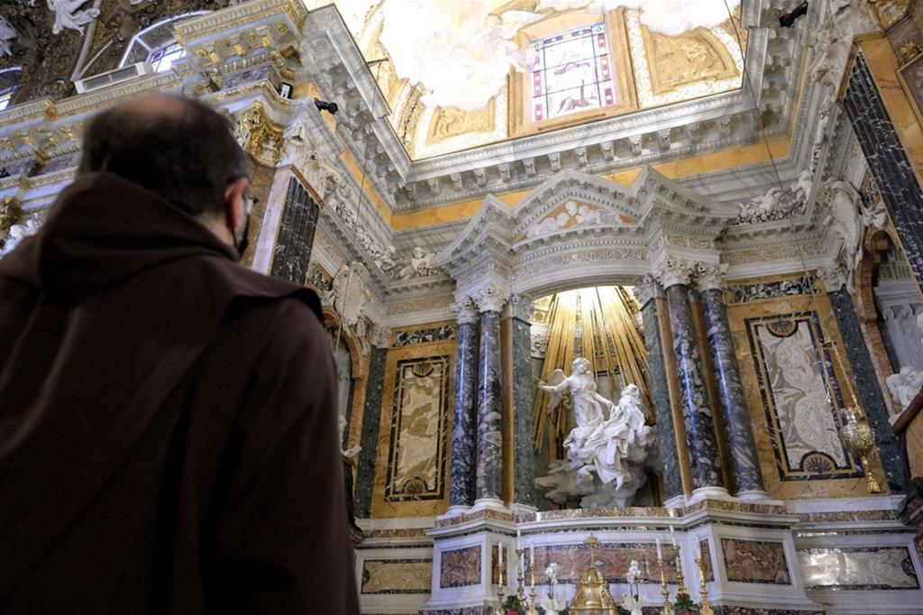 La Cappella Cornaro con l'Estasi di Santa Teresa d'Avila di Gian Lorenzo Bernini, nella chiesa di Santa Maria della Vittoria a Roma. L'opera è stata oggetto di un restauro integrale