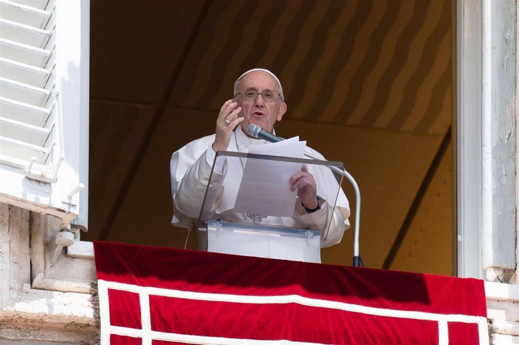Il Papa: «Non siate “cristiani da poltrona”, ascoltate il dolore degli altri