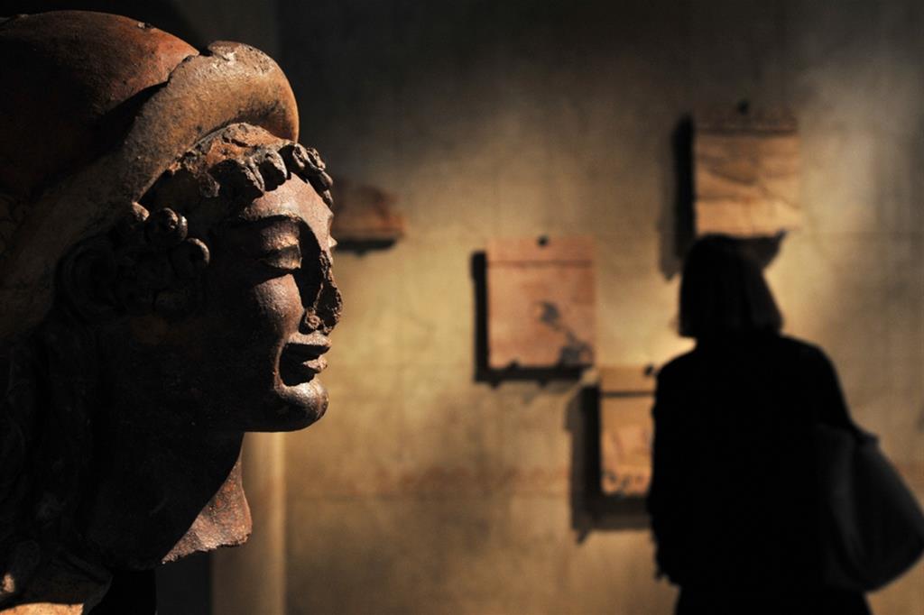 La ''Testa di Hermes'', del 510-500 a.c., esposta nel 2008 a Roma nella mostra "Etruschi. Le antiche metropoli del Lazio"