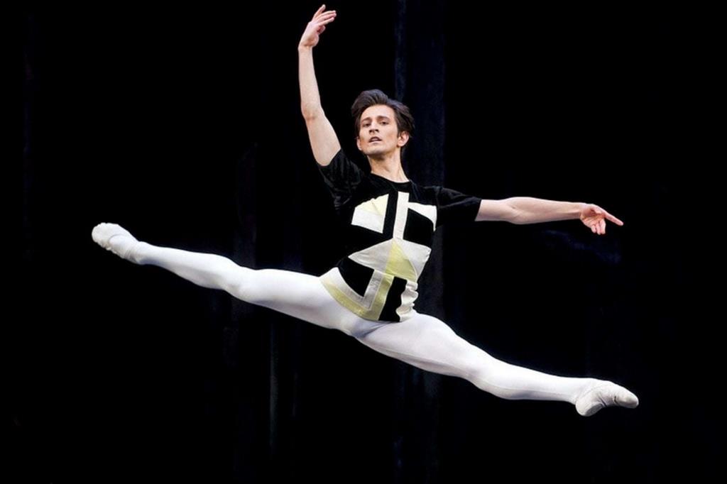 Il talentuoso ballerino e coreografo Valentino Zucchetti, stella del Royal ballet di Londra