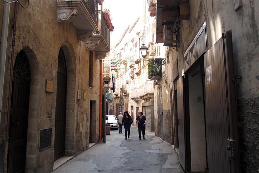 Un'immagine della città vecchia a Taranto