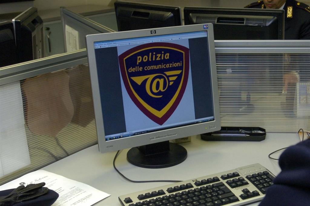 La Polizia postale indaga sui crimini via web