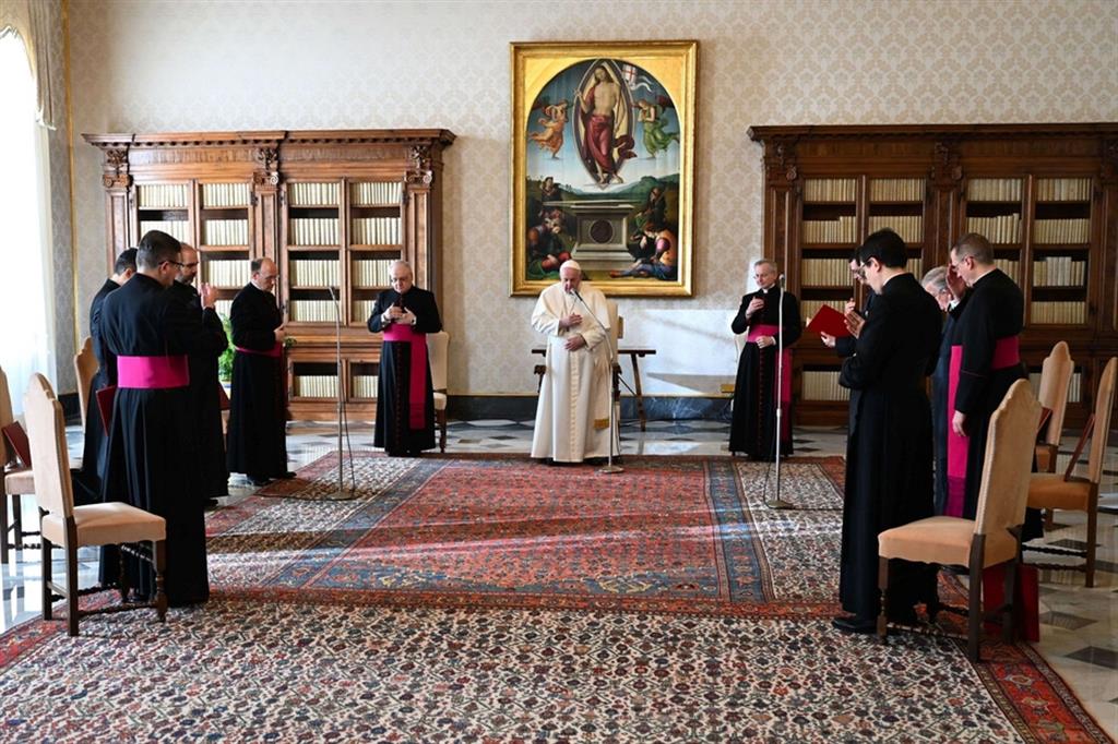Papa Francesco: ricordare le vittime della Shoah perché non accada più