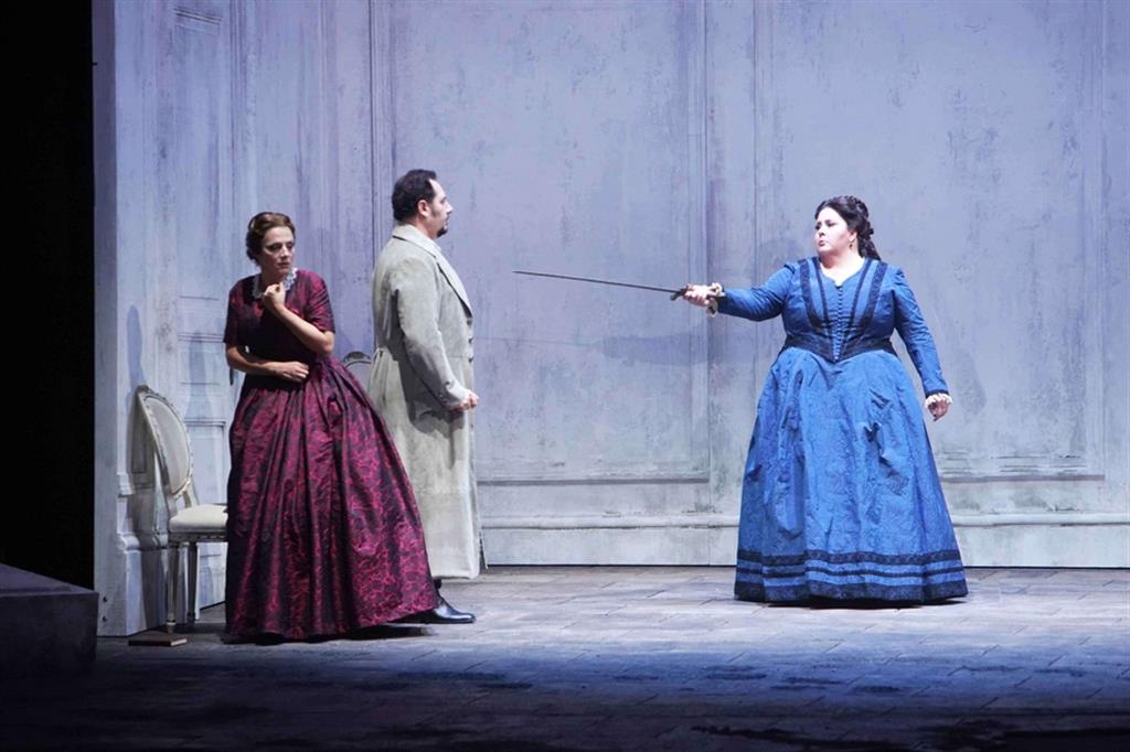 Un momento di “Norma” andata in scena al Teatro Municipale di Piacenza. Il 31 ottobre replica a Modena
