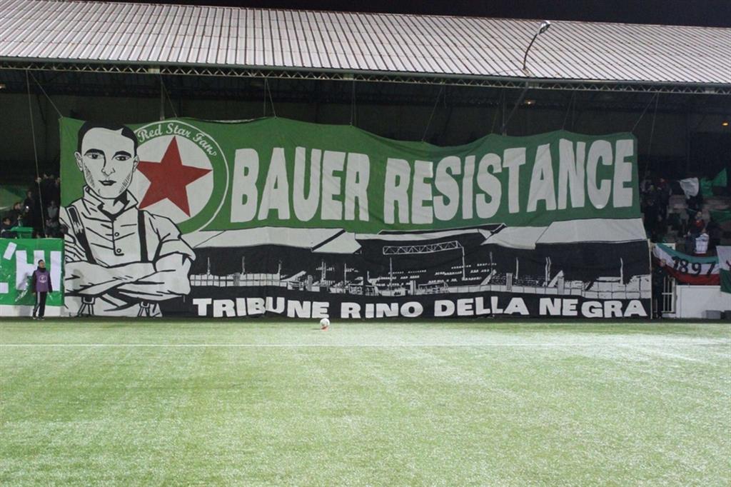 La Curva dello stadio Bauer intitolata a Rino Della Negra, partigiano di origini italiane.