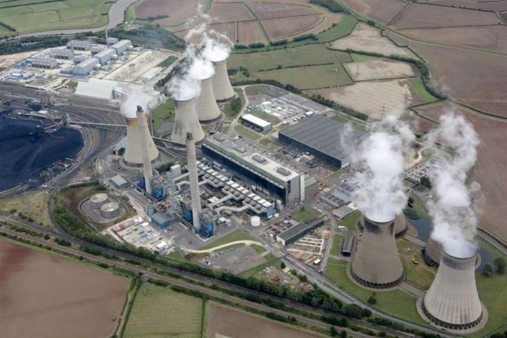 La centrale a carbone di Edf a West Burton, nel Regno Unito. L'azienda ne ha disposto la chiusura per il 2022