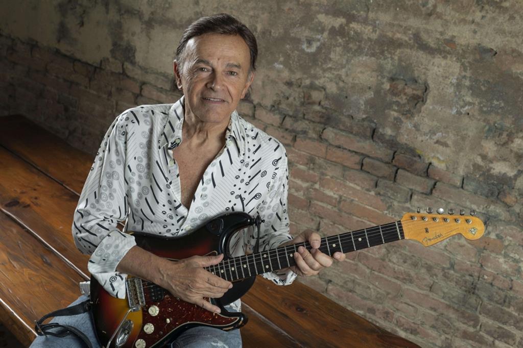 Il chitarrista Dodi Battaglia debutta da solista con l’album “Inno alla musica”: martedì 1° giugno compirà 70 anni