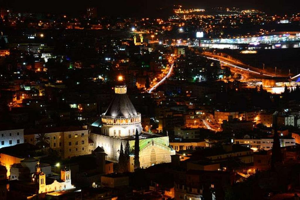 La Basilica dell'Annunciazione a Nazareth in un suggestivo scatto notturno