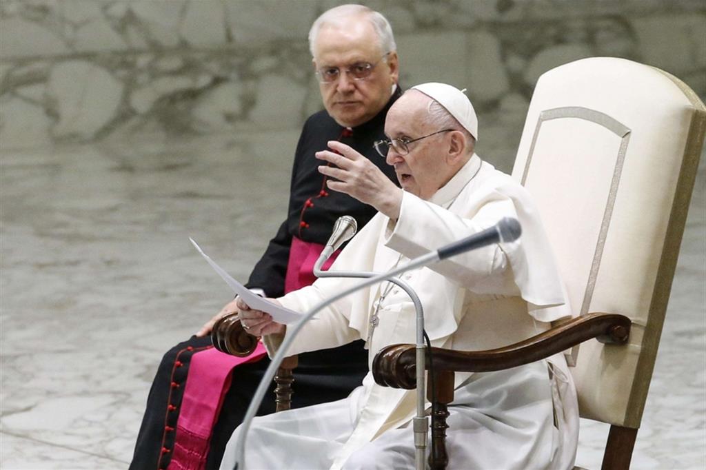 Il Papa: non ci sono Vangeli alla moda, il Vangelo è una novità radicale