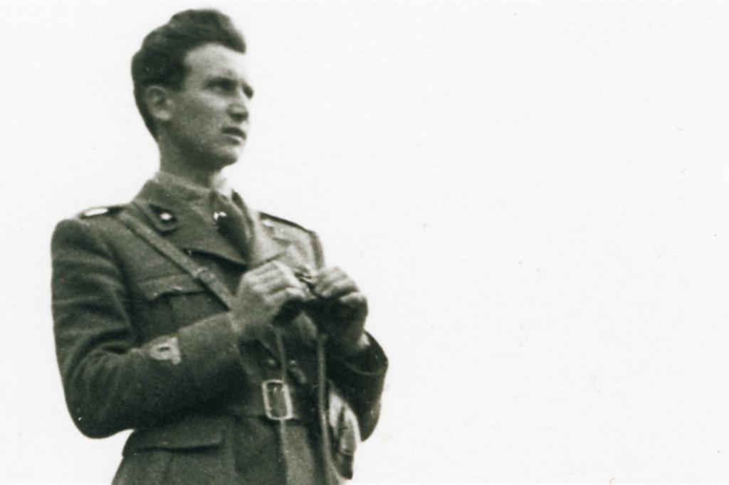 Un giovane Eugenio Corti durante gli anni della guerra