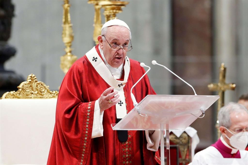 Il Papa ha presieduto ieri, nella solennità di Pentecoste, la celebrazione eucaristica nella Basilica di San Pietro