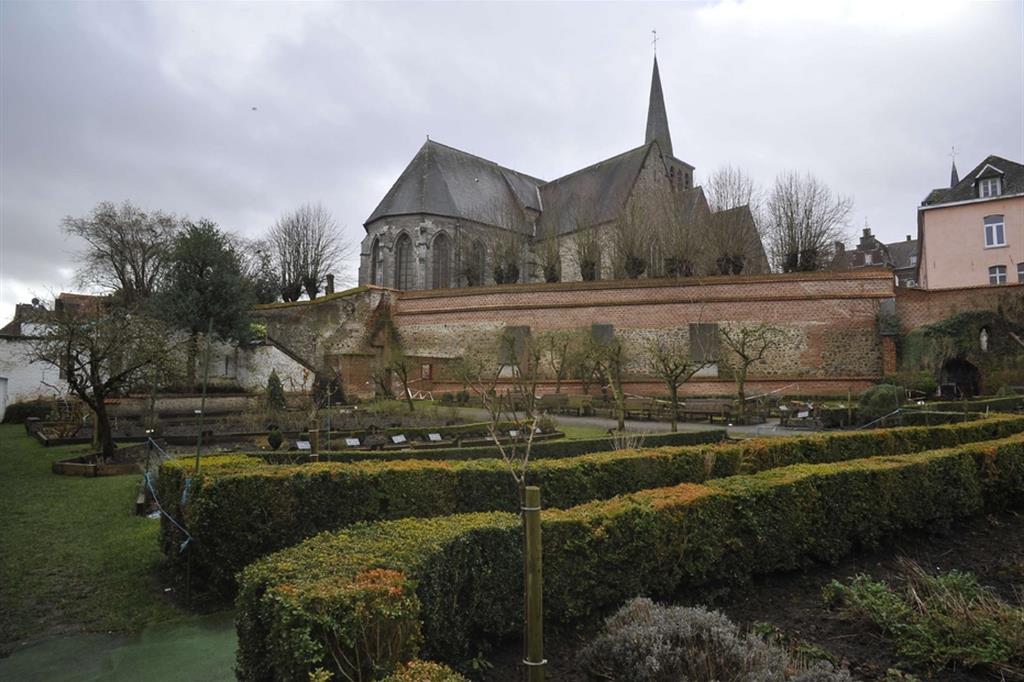 Il Giardino dei semplici dell’antico ospedale di Notre-Dame à la Rose a Lessines, dal volume “Ars Curandi”