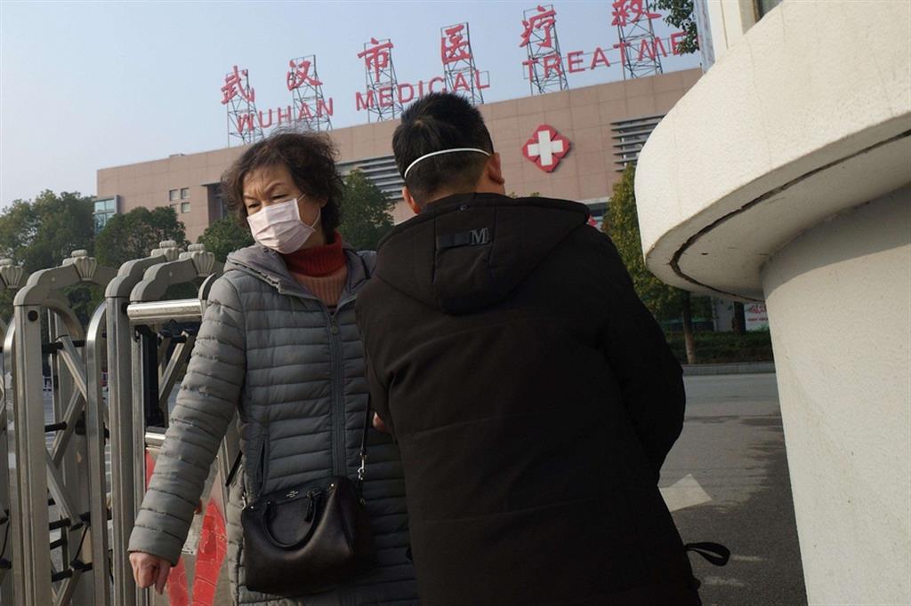 Il Medical Treatment Centre di Wuhan: qui lo scorso anno si è registrata la prima vittima di Covid