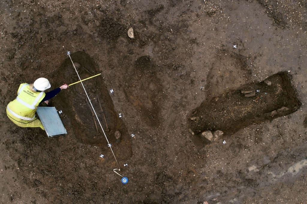 Gli scavi nella necropoli anglosassone (VI secolo) di Croft Gardens, a Cambridge